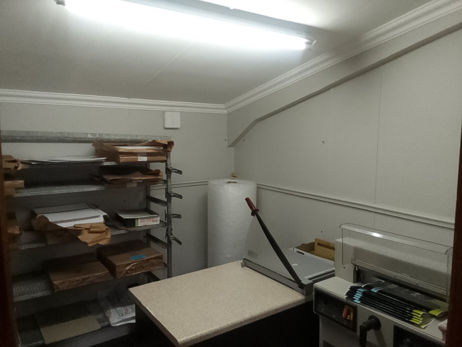 Commercial Property for Sale in Tamsui Industria Western Cape